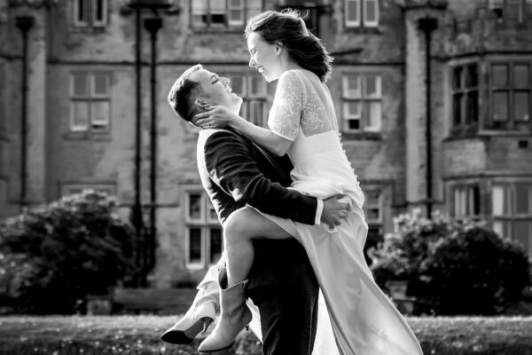 candid wedding photography is about staying in the moment